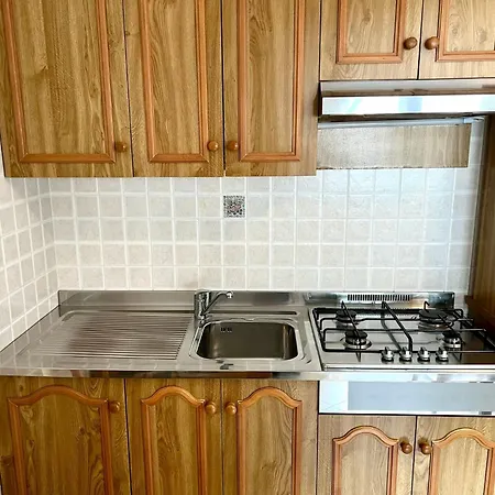 Flat With Balcony Lejlighed *
