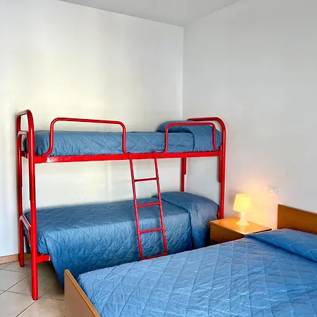 Flat With Balcony Apartment Lignano Sabbiadoro